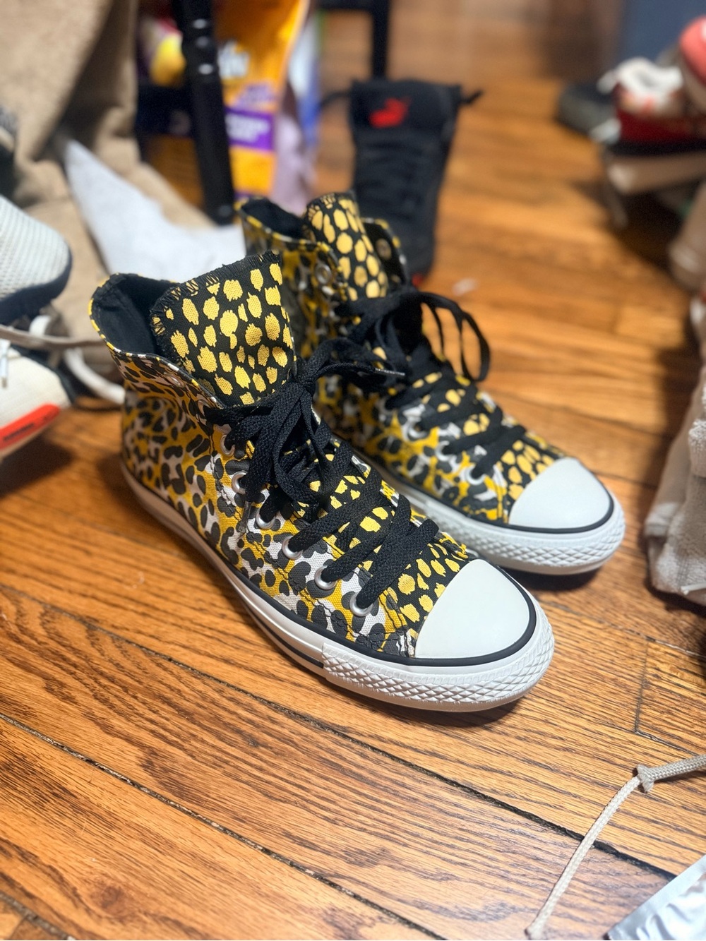 Converse Chuck Taylor All Star Leopard High Top  Sneakers Womens Sz 10